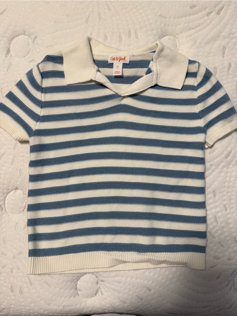 Cat & Jack Blue and White Striped Kids Sweater shirt